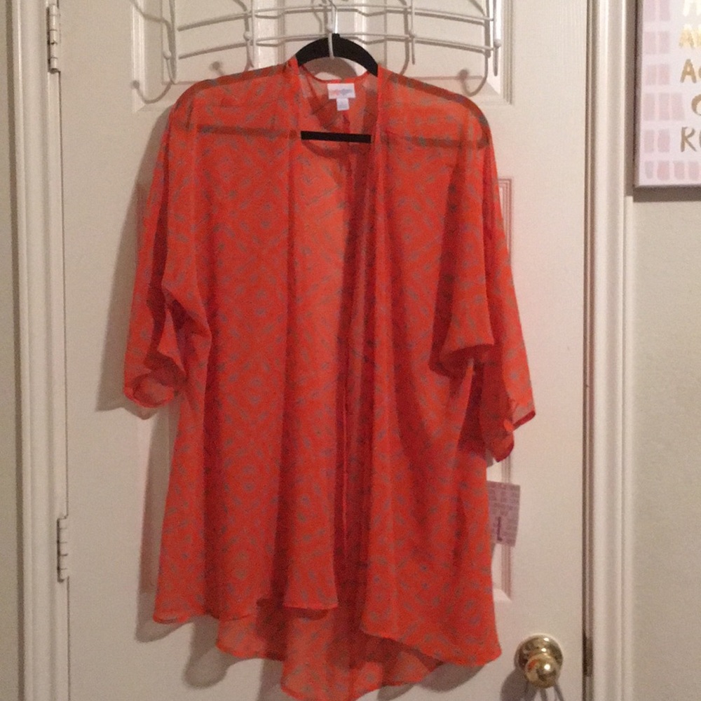 LulaRoe Arrow Lindsay
